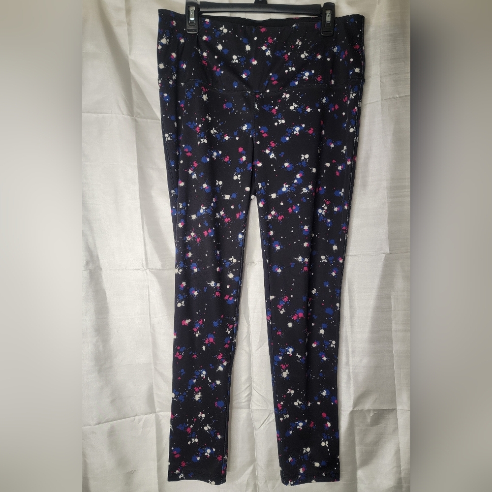 Chico's Zenergy Red, White & Blue Splatter Leggings